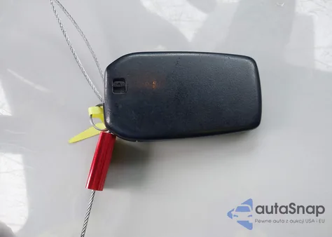 2021 Toyota Sienna Xle from USA, damaged, VIN 5TDYRKEC7MS014648